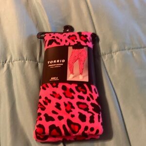 Torrid Pink Leopard Print Leggings